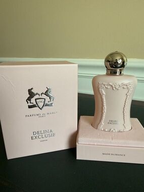 Parfums de Marly Delina Exclusif Parfum - Blush Pink Bottle